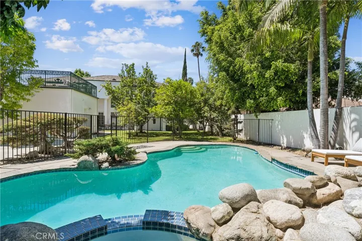 515 W Le Roy, Arcadia, California 91007