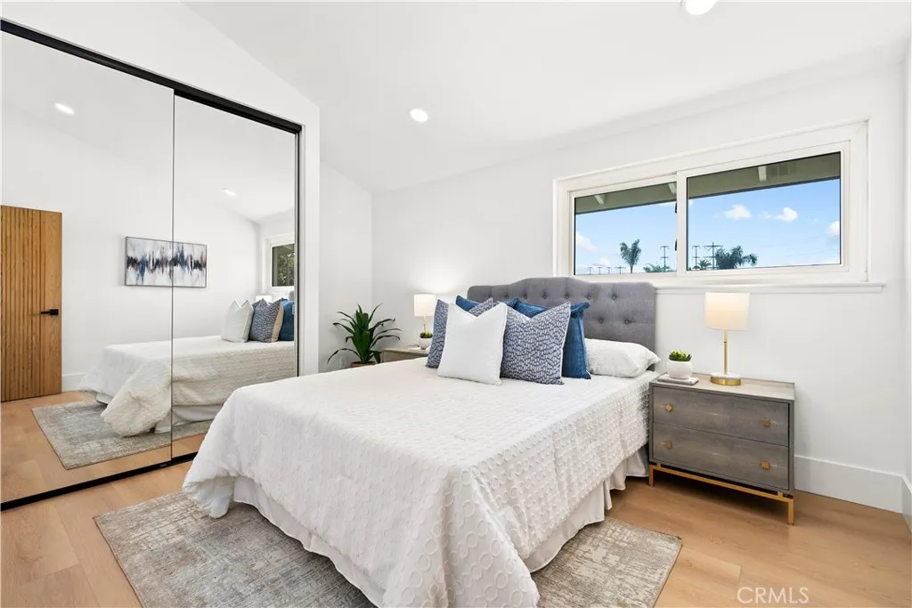 Upstairs Bedroom 2