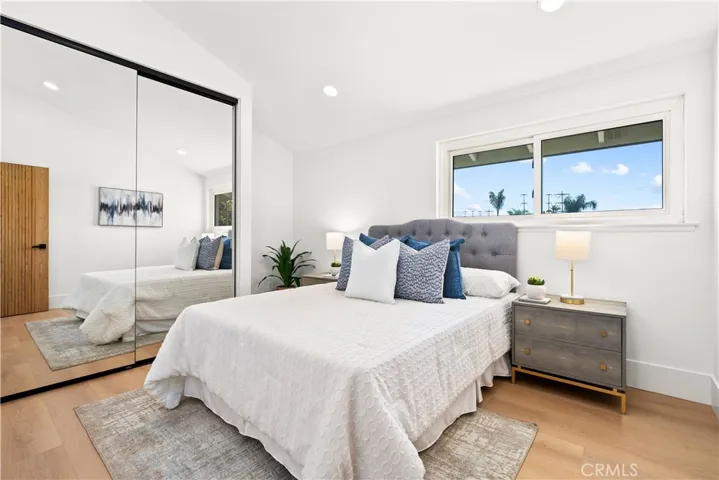 Upstairs Bedroom 2