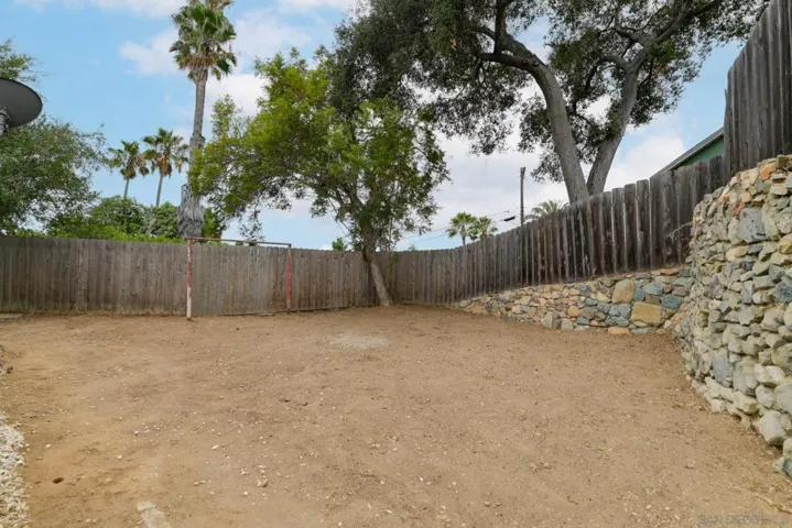 1005 Alta Vista, Vista, California 92084