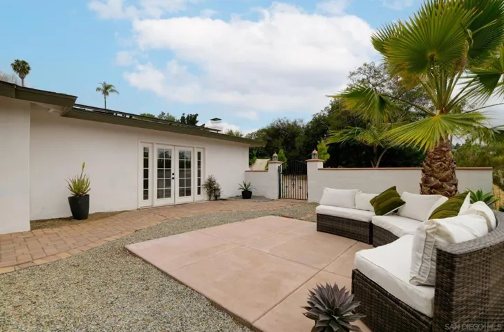 1005 Alta Vista, Vista, California 92084