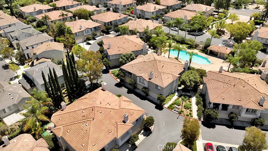 933 Somerville, Irvine, California 92620
