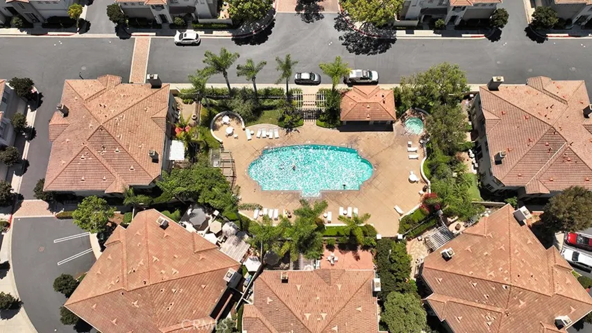 933 Somerville, Irvine, California 92620