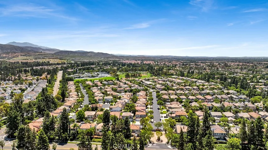 933 Somerville, Irvine, California 92620