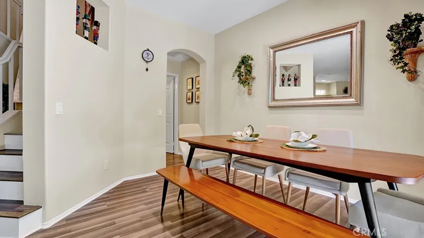 933 Somerville, Irvine, California 92620