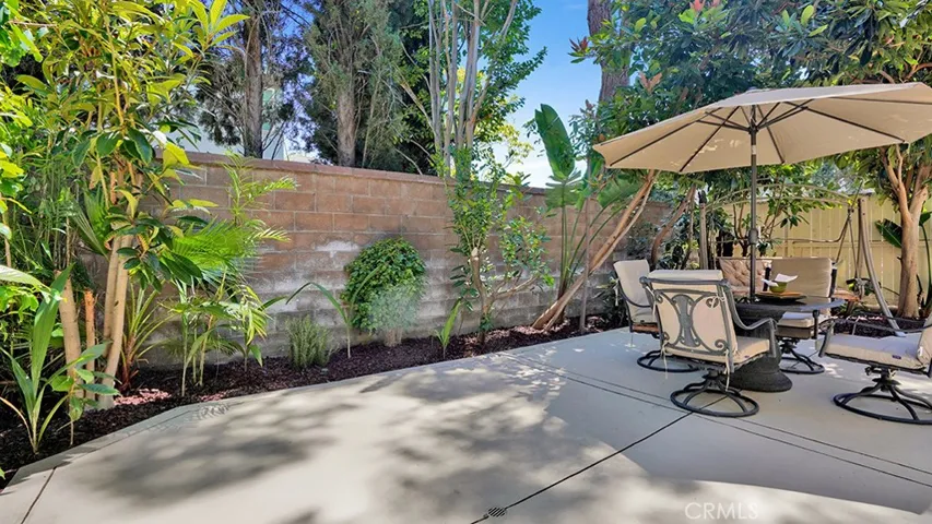 933 Somerville, Irvine, California 92620