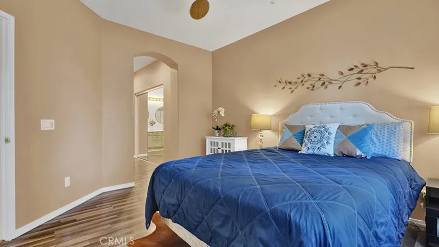 933 Somerville, Irvine, California 92620