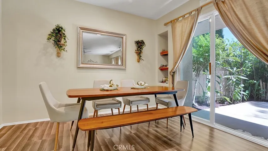 933 Somerville, Irvine, California 92620