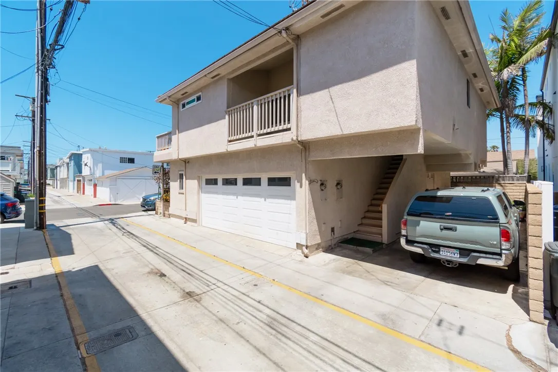 Unit B Entrance-parking space
