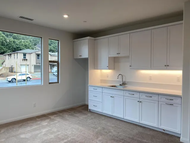 2362 E Lincoln Avenue Avenue, Escondido, California 92027