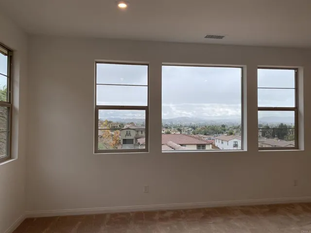 2362 E Lincoln Avenue Avenue, Escondido, California 92027