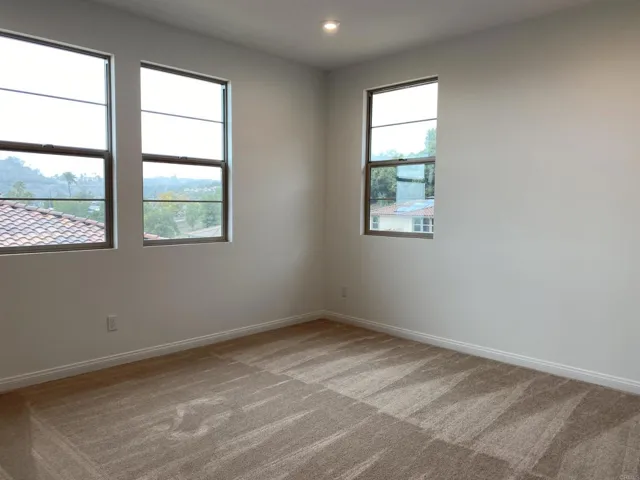 2362 E Lincoln Avenue Avenue, Escondido, California 92027
