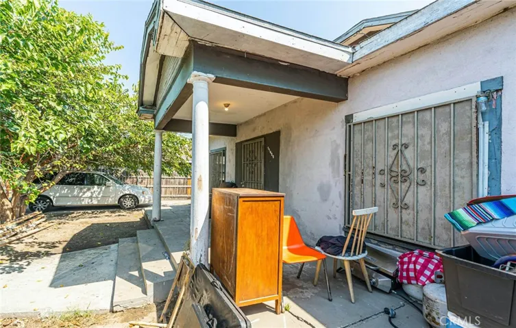 11422 Willowbrook, Los Angeles, California 90059