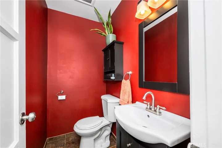 5922 Hayter, Lakewood, California 90712