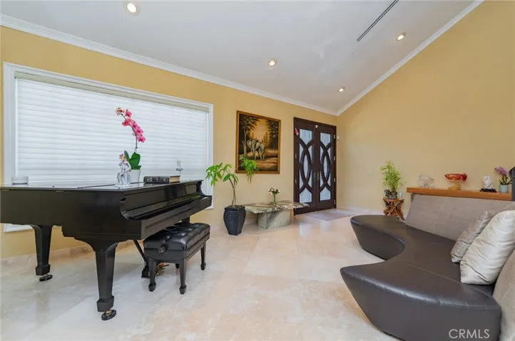 6865 E Georgetown, Anaheim Hills, California 92807