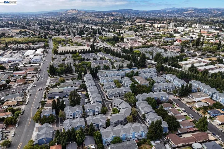 668 Grand Ter, Hayward, California 94541