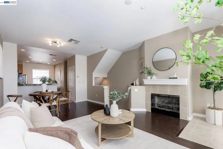 668 Grand Ter, Hayward, California 94541