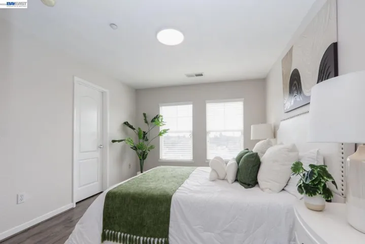 668 Grand Ter, Hayward, California 94541