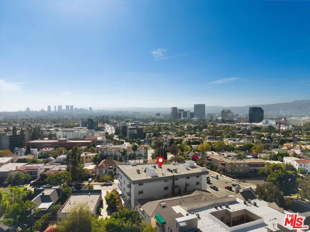 5826 W Olympic Boulevard 401, Los Angeles, California 90036