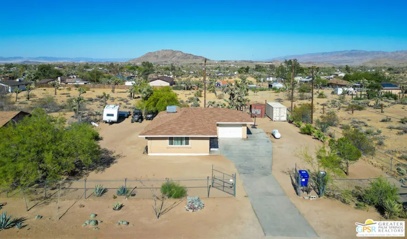 4647 Camarilla Avenue, Yucca Valley, California 92284