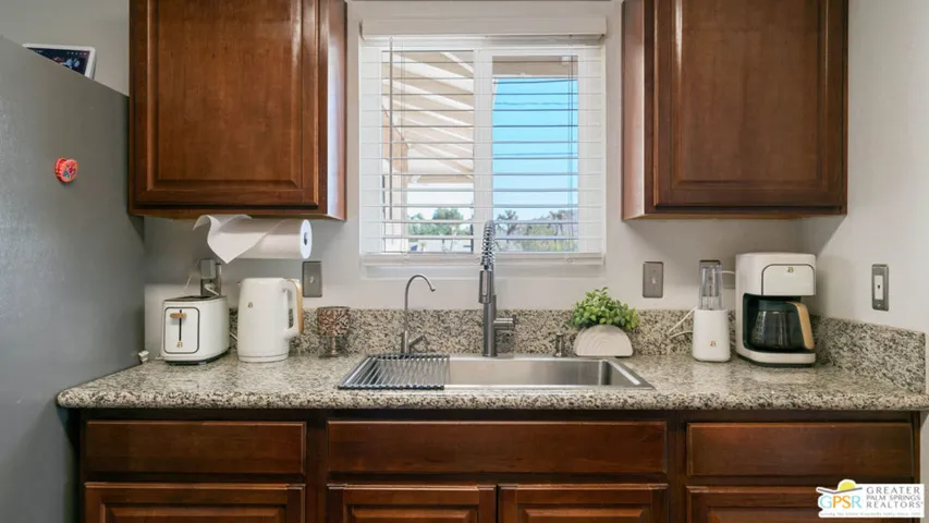 4647 Camarilla Avenue, Yucca Valley, California 92284
