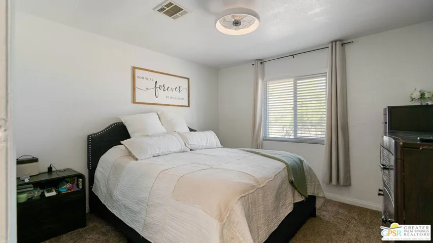 4647 Camarilla Avenue, Yucca Valley, California 92284