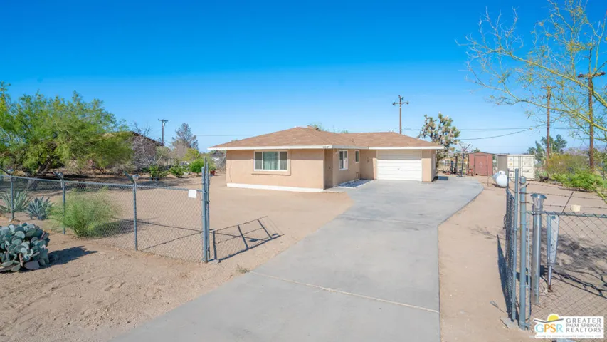 4647 Camarilla Avenue, Yucca Valley, California 92284