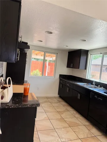 1245 E Avenue J6, Lancaster, California 93535
