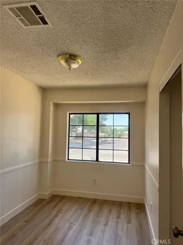 1245 E Avenue J6, Lancaster, California 93535