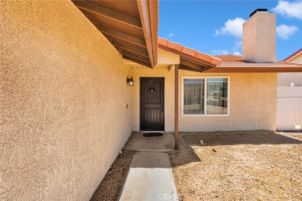 26681 Topsail Lane, Helendale, California 92342 — photo 5