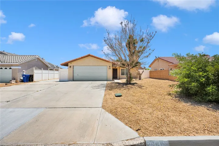 26681 Topsail Lane, Helendale, California 92342