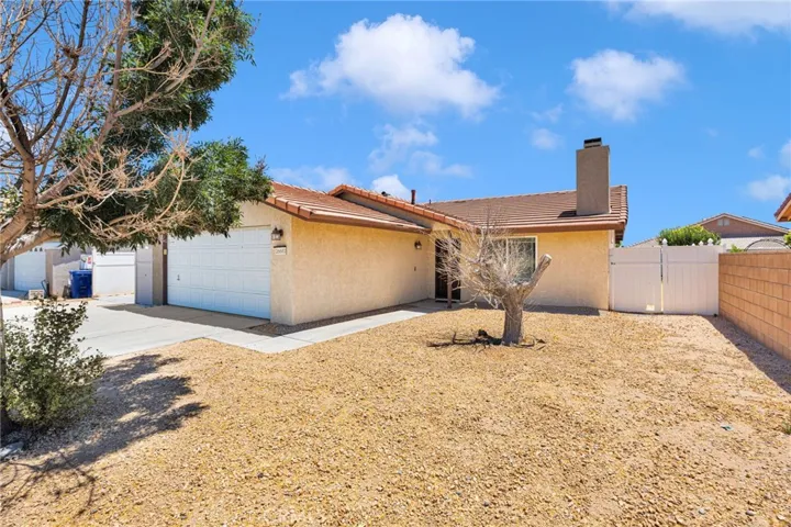 26681 Topsail Lane, Helendale, California 92342