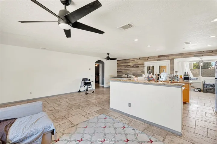 26681 Topsail Lane, Helendale, California 92342