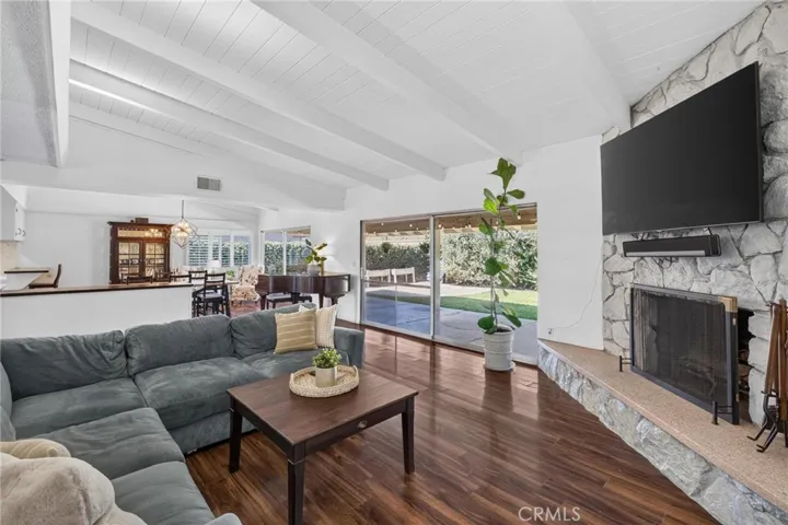 18301 Taylor Court, Torrance, California 90504