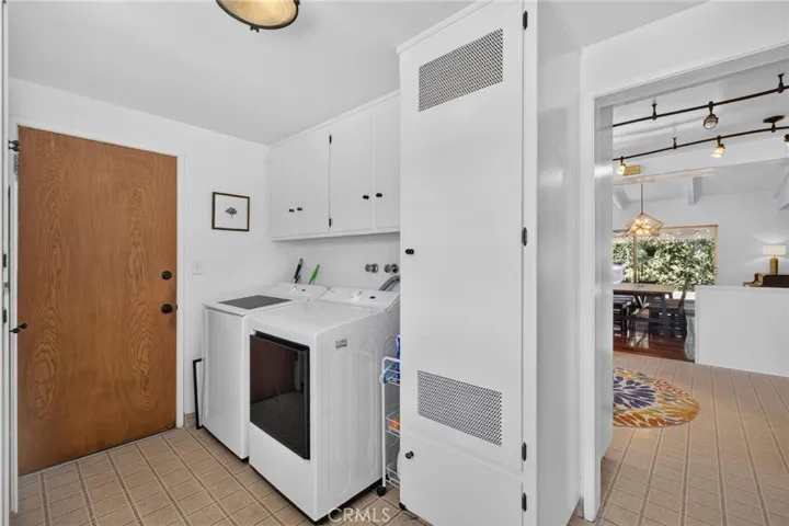 18301 Taylor Court, Torrance, California 90504