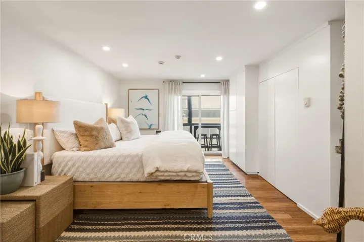 575 Esplanade 207, Redondo Beach, California 90277