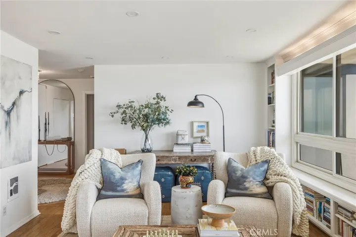 575 Esplanade 207, Redondo Beach, California 90277