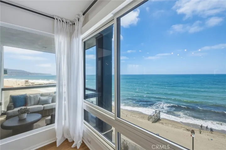 575 Esplanade 207, Redondo Beach, California 90277