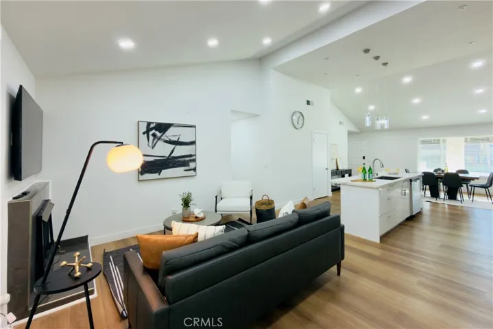 7408 E Calle Durango, Anaheim, California 92808