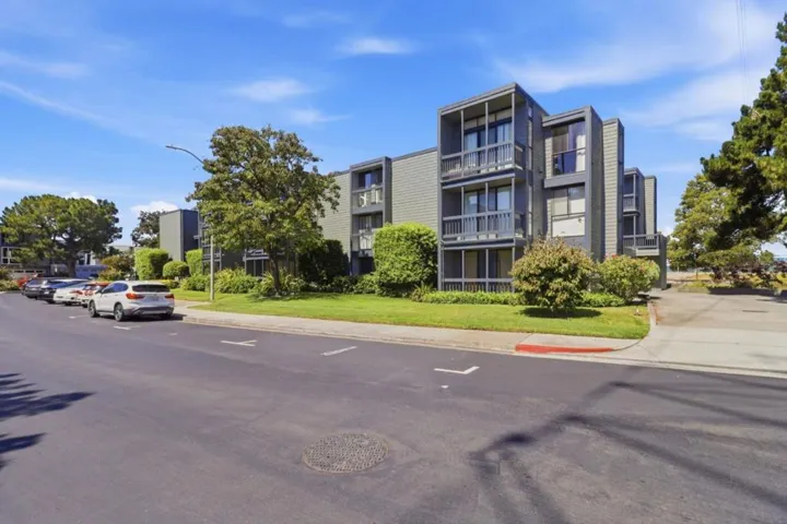 425 Anchor Road 209, San Mateo, California 94404