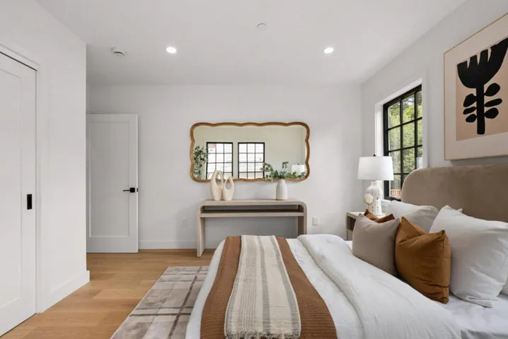 1015 Laguna Avenue, Burlingame, California 94010