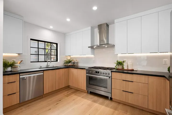 1015 Laguna Avenue, Burlingame, California 94010
