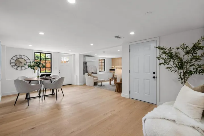 1015 Laguna Avenue, Burlingame, California 94010