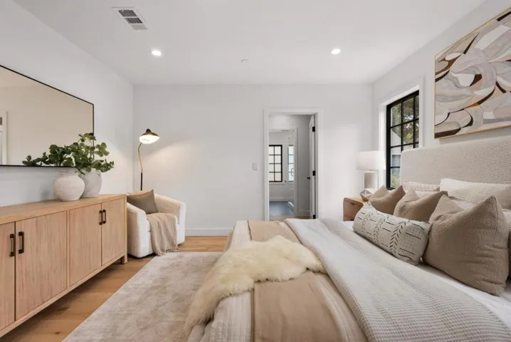 1015 Laguna Avenue, Burlingame, California 94010