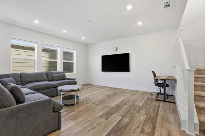 6056 Bullion Lane, Dublin, California 94568