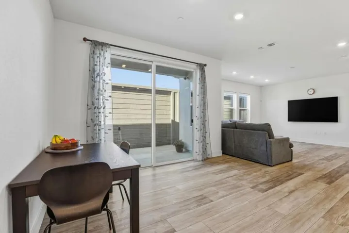 6056 Bullion Lane, Dublin, California 94568