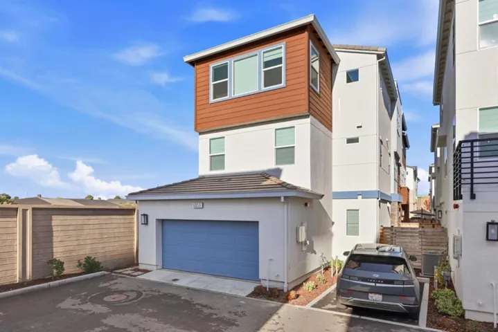 6056 Bullion Lane, Dublin, California 94568