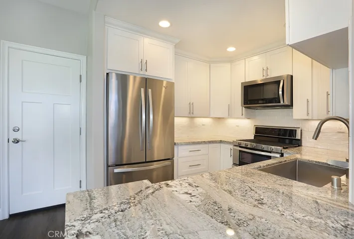 Direct Garage Access off the Kitchen