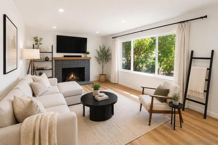 https://zimg.paragon.ice.com/ParagonImages/Property/PA/SDMLS/260016681/9/120/90/c94ef903e7b85ee882983808ca9d6f74/3/de9f3adf76693fe2a928a89be86a5eec/260016681-7331fa69-3d8b-43ad-b310-8d151f8eba19.JPG