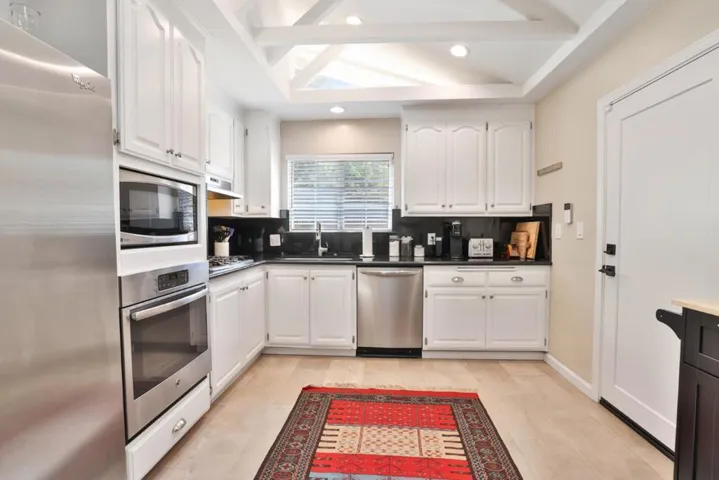 1060 Wallace Drive, San Jose, California 95120